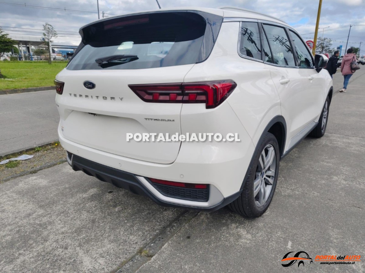 Portal del Auto | FORD TERRITORY TITANIUM AT 2024